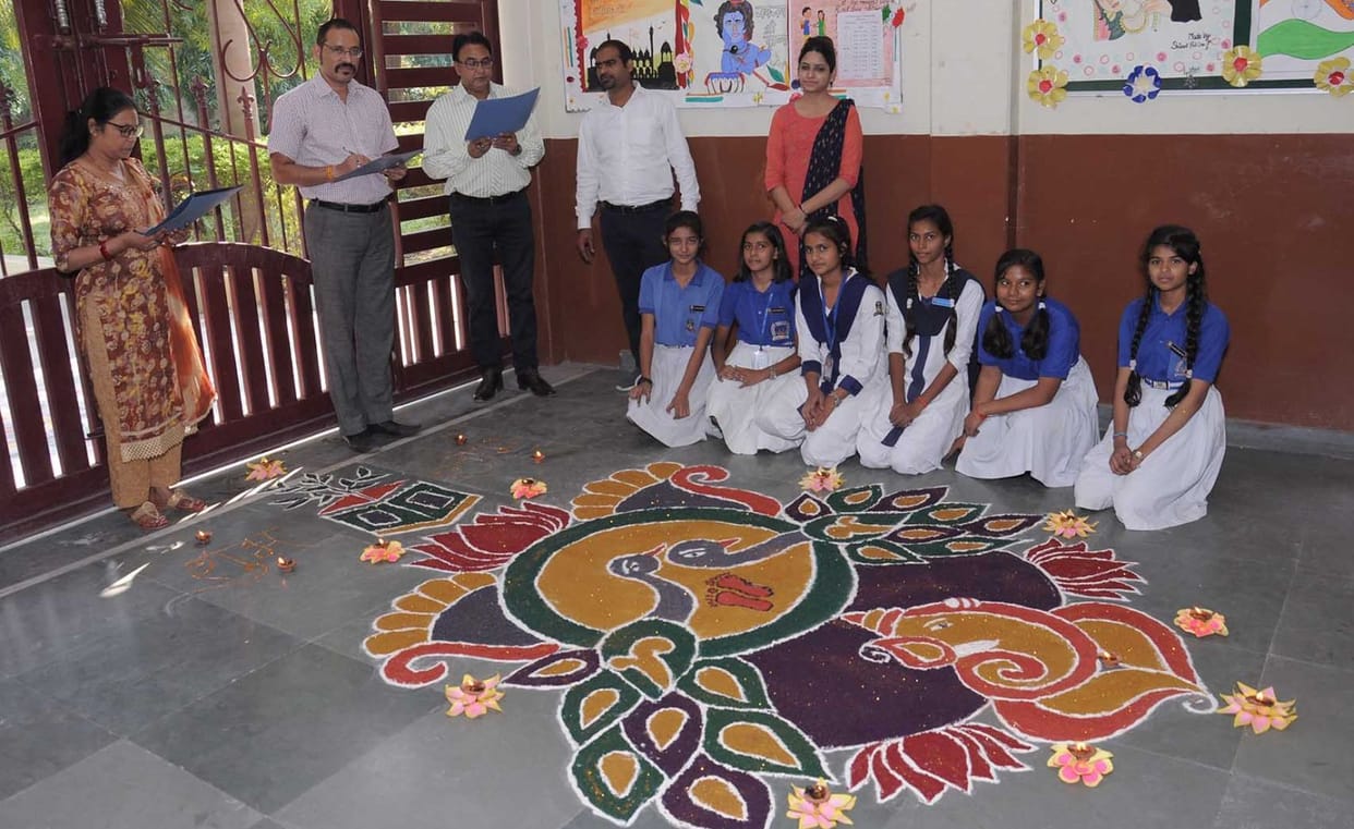 Galileo House stood first in Rangoli