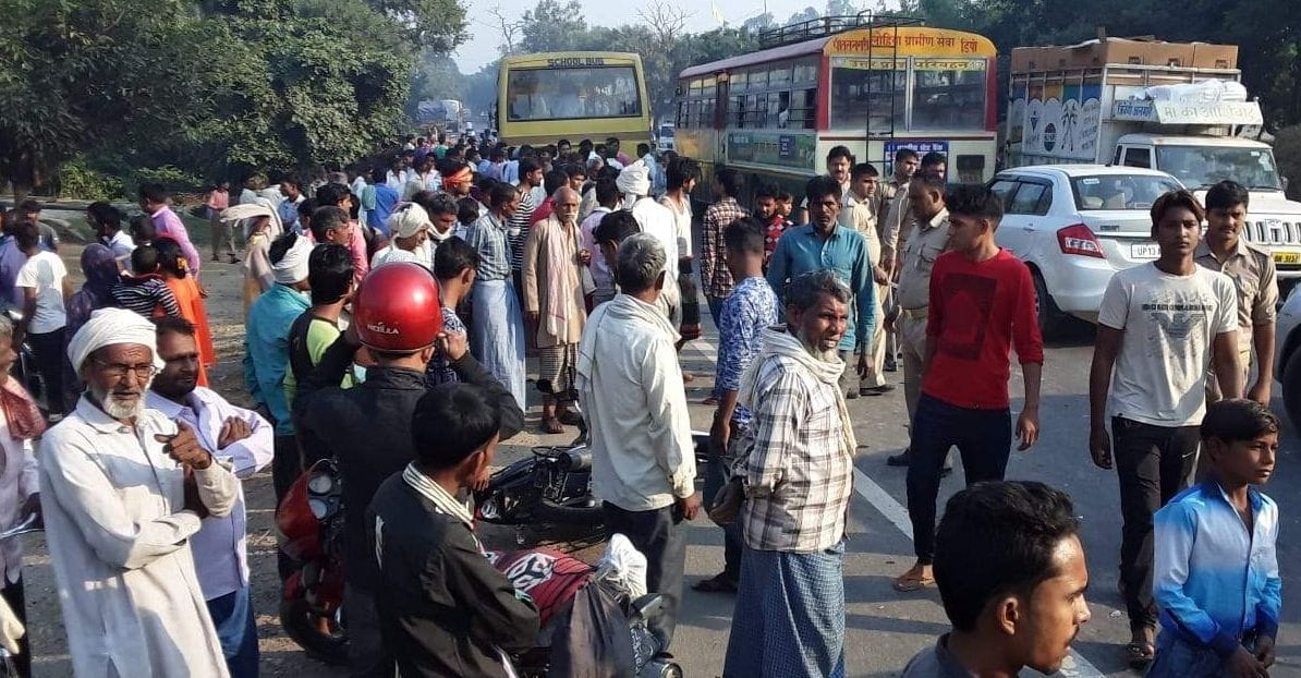 accident by police van, one death
