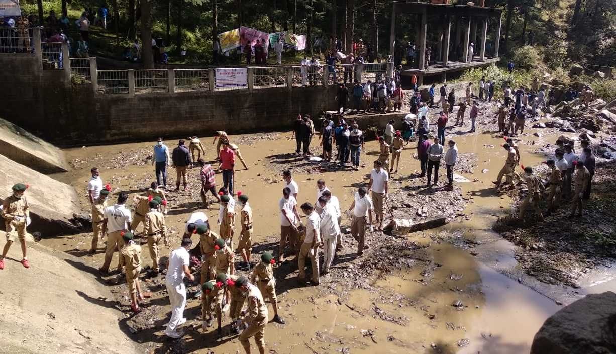 Polythene collected by traveling from Chhatar to Risheshwar temple