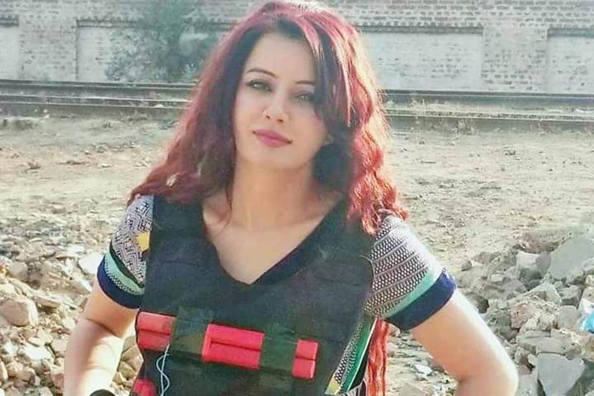 Pakistani singer Rabi Pirzada who threatened PM Narendra Modi quits showbiz after private pics leak