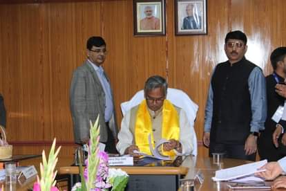 मुख्यमंत्री त्रिवेंद्र सिंह रावत