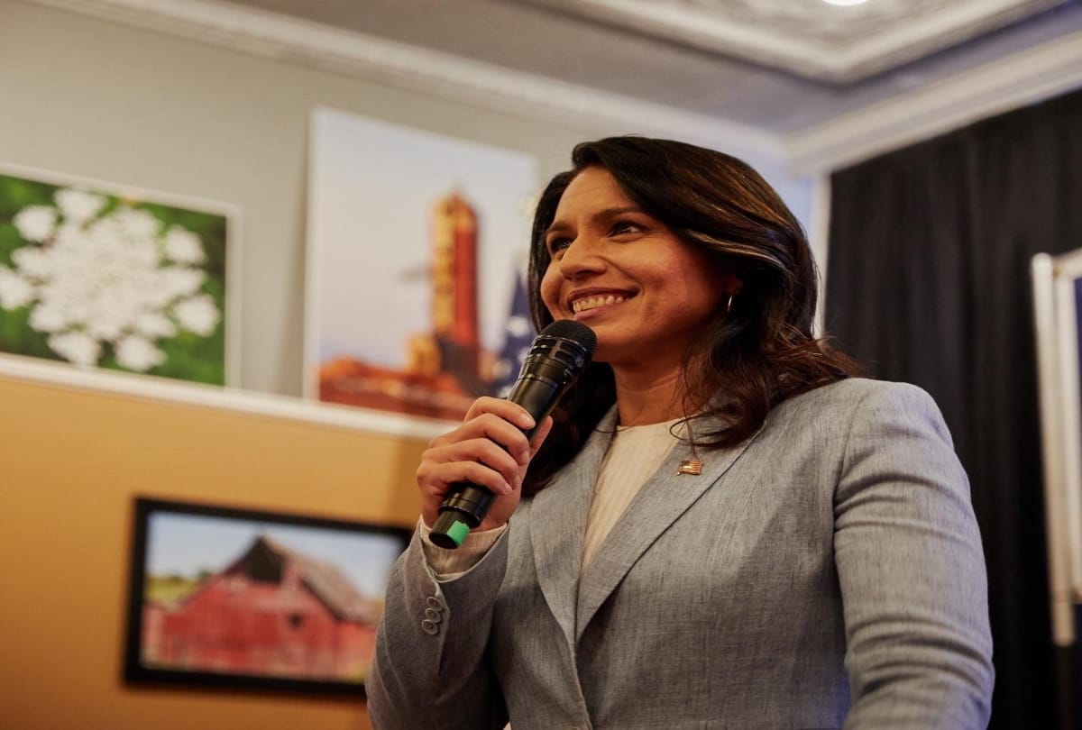 bernie sanders says this is wrong to make any comment on tulsi gabbard