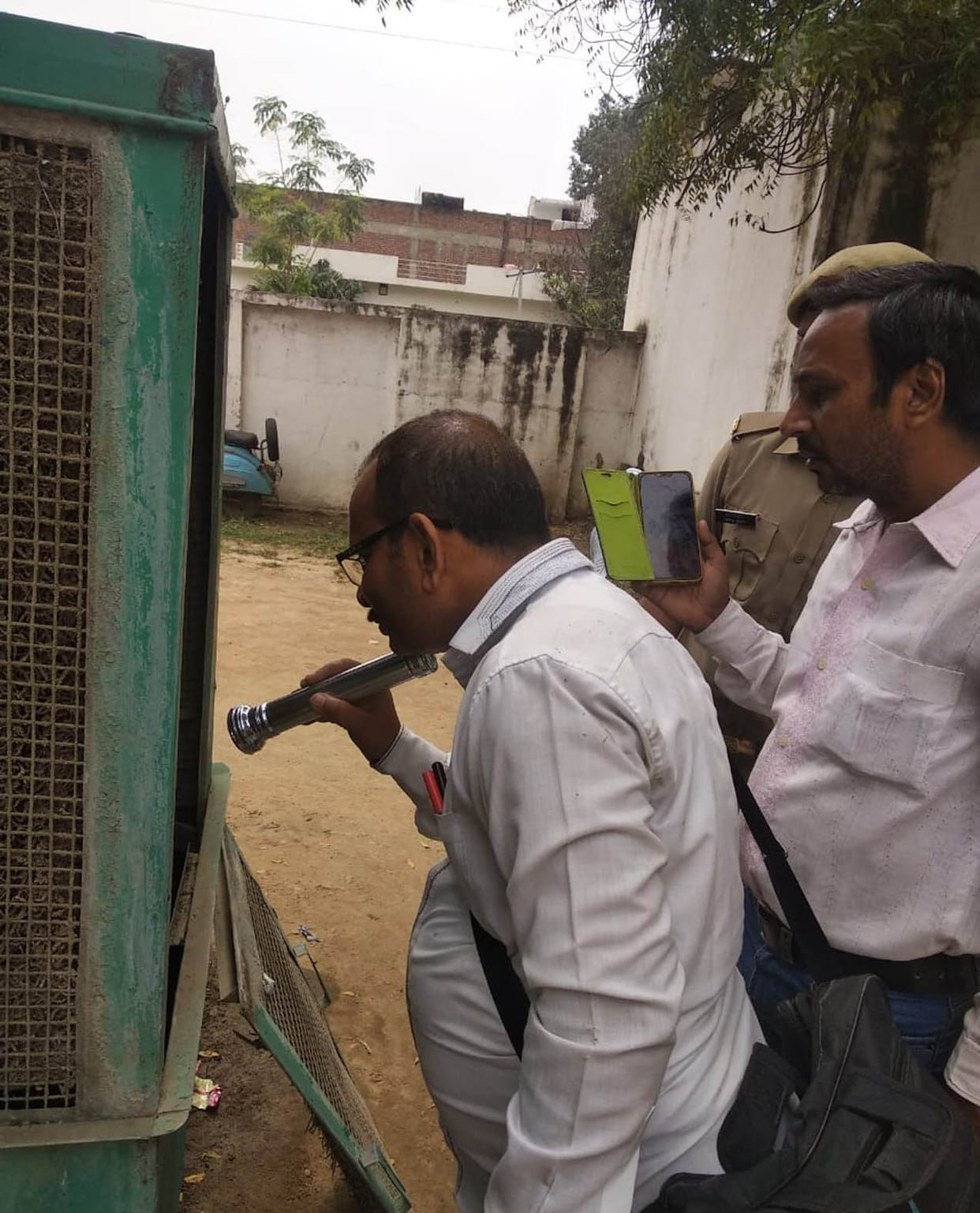 Dengue mosquitoes thrive in the residence of police officers