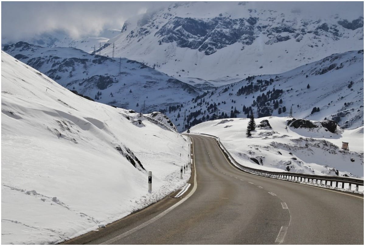 visiting places near manali