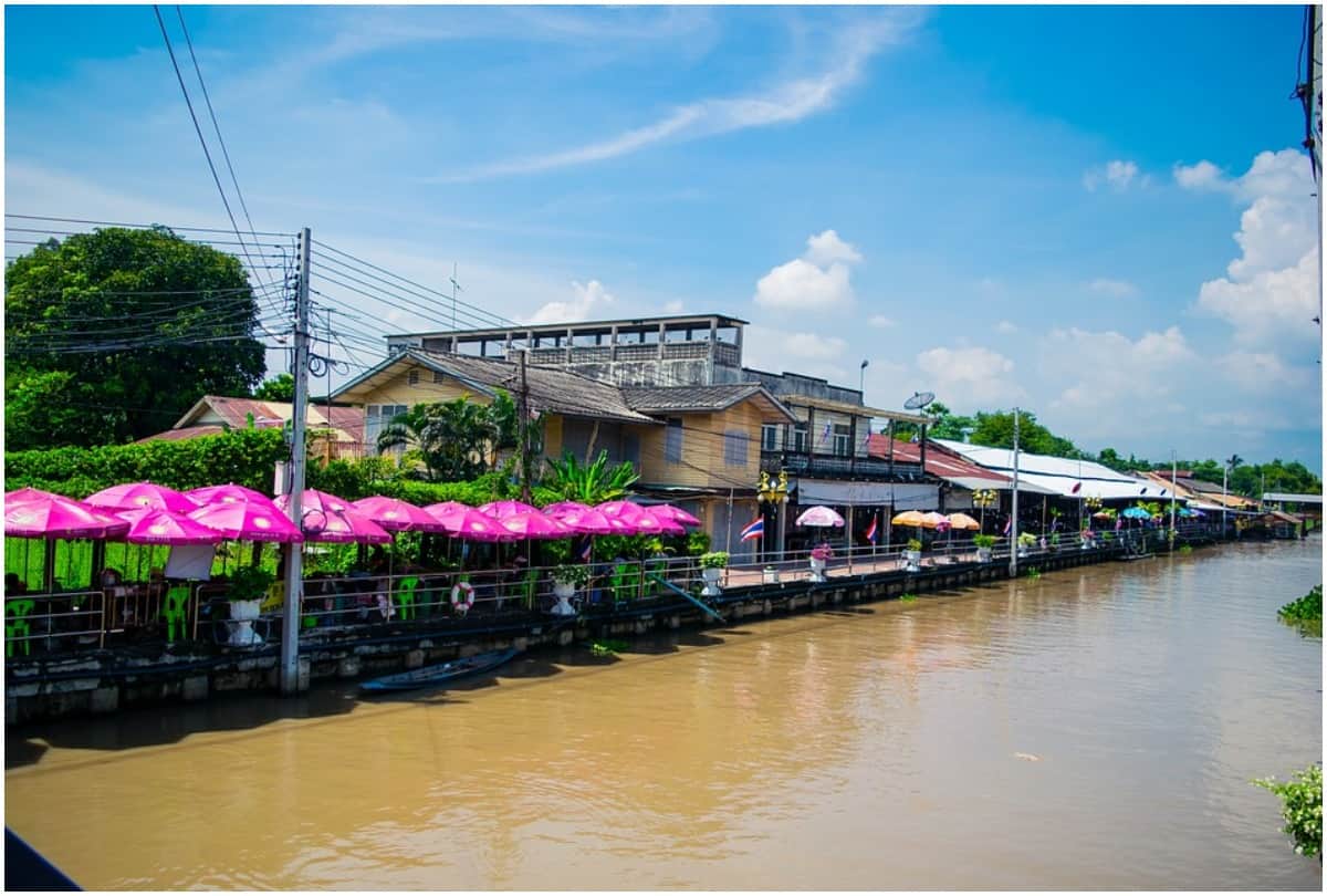 floating market in india