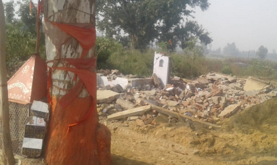 villages protest for hanuman temple on bypass