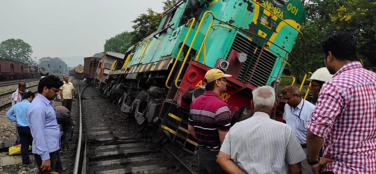 Four coaches of goods train derailed with engine in sonbahdra