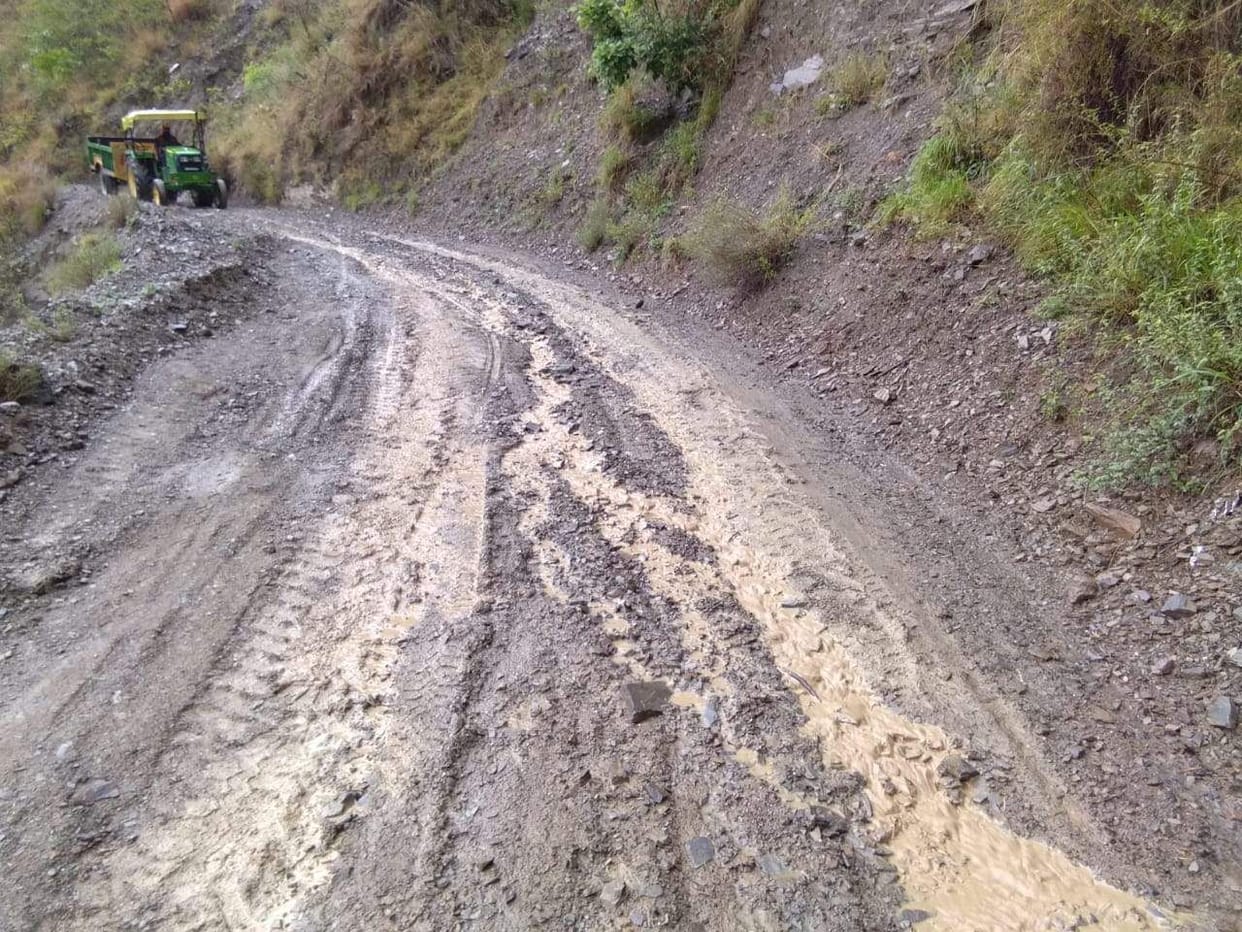 The Haia-linseed-Sakani motorway is looking forward to asphalt