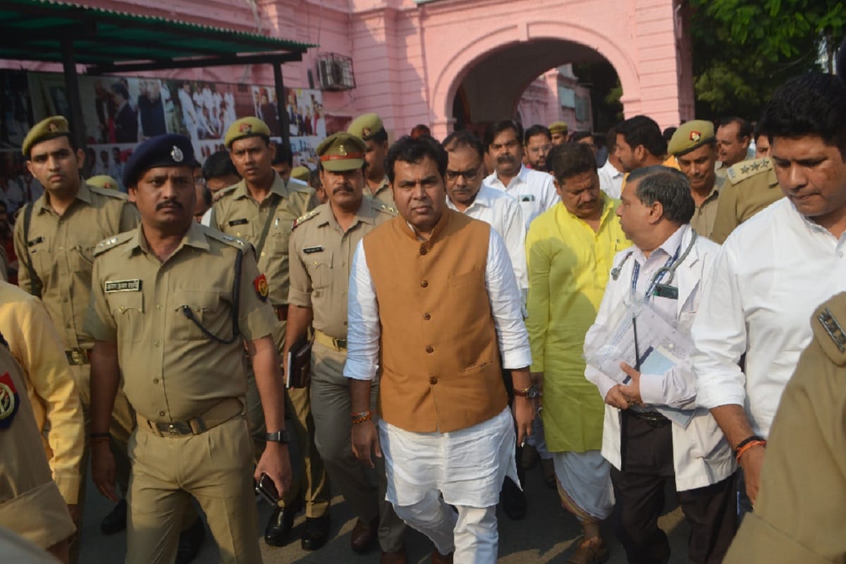 Minister Shrikant Sharma has given strict instructions to the electricity department in Meerut