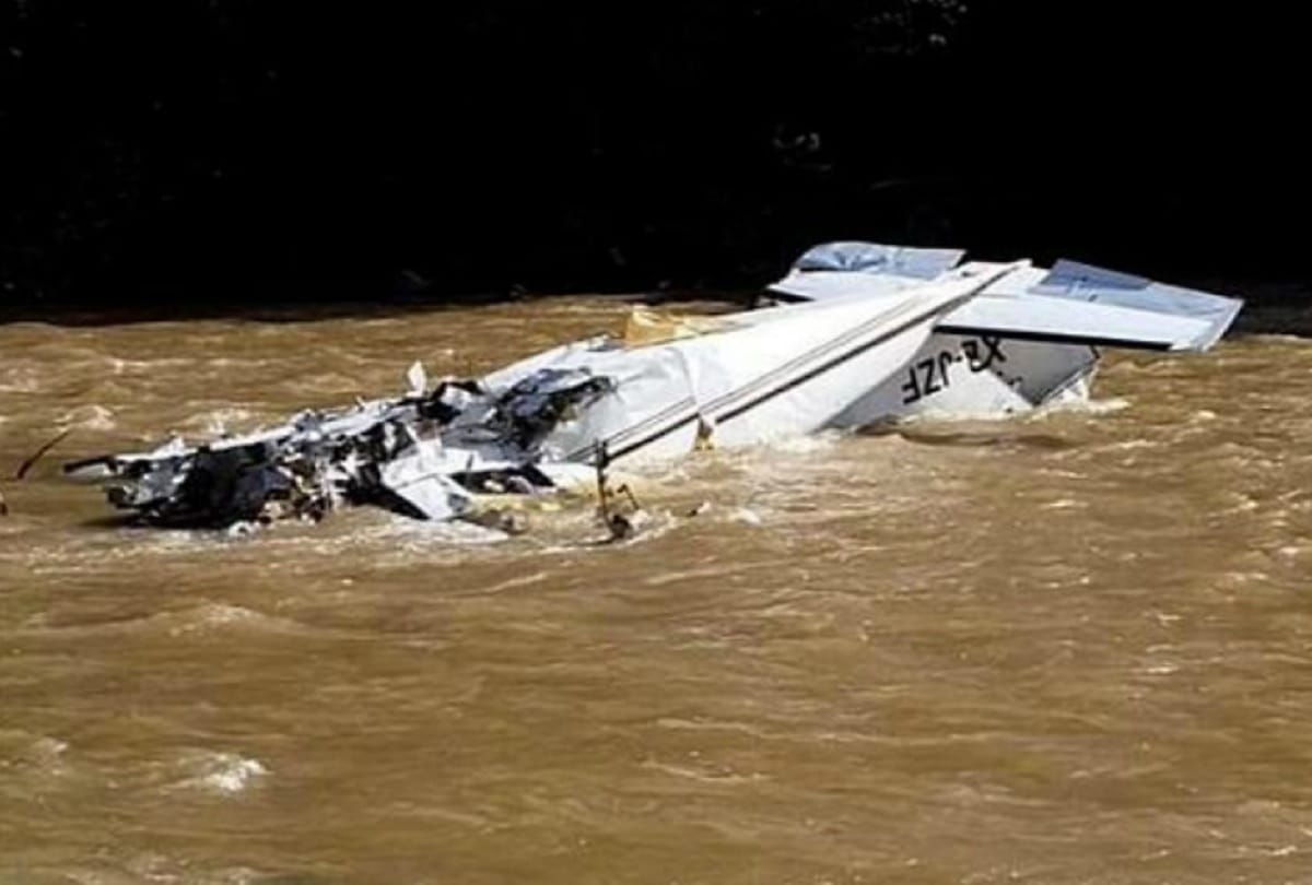 in Mexico Small Plane Crash , 5 passenger died in Las Juntas Madero