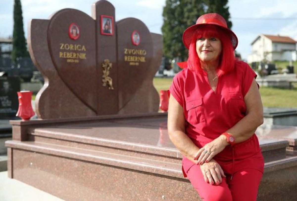 Red lady of Bosnia Zorica Rebernik loves red colour a lot