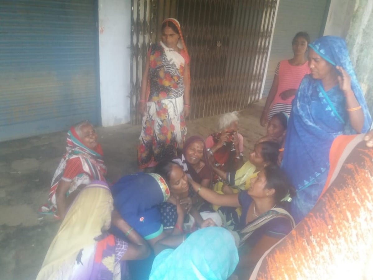three people died cut by train went to toilet in shivpur foolpur varanasi