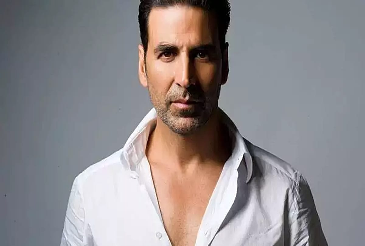Akshay Kumar Become only Indian celebrity on the Forbes List Celebs Hollywood stars like Brad Pitt and Tom Cruise