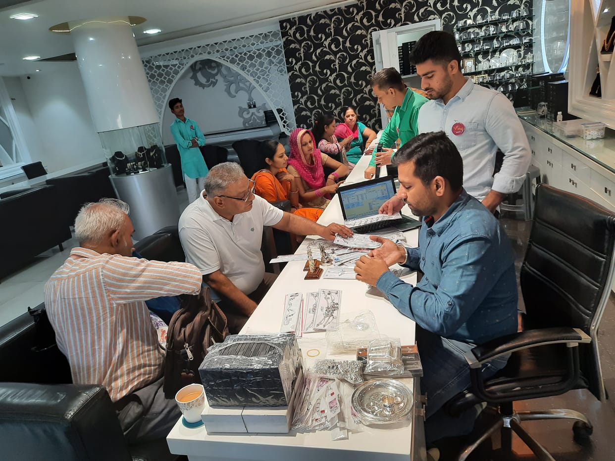 festival, dhanteras, market, customers, jewellery, fatehabad