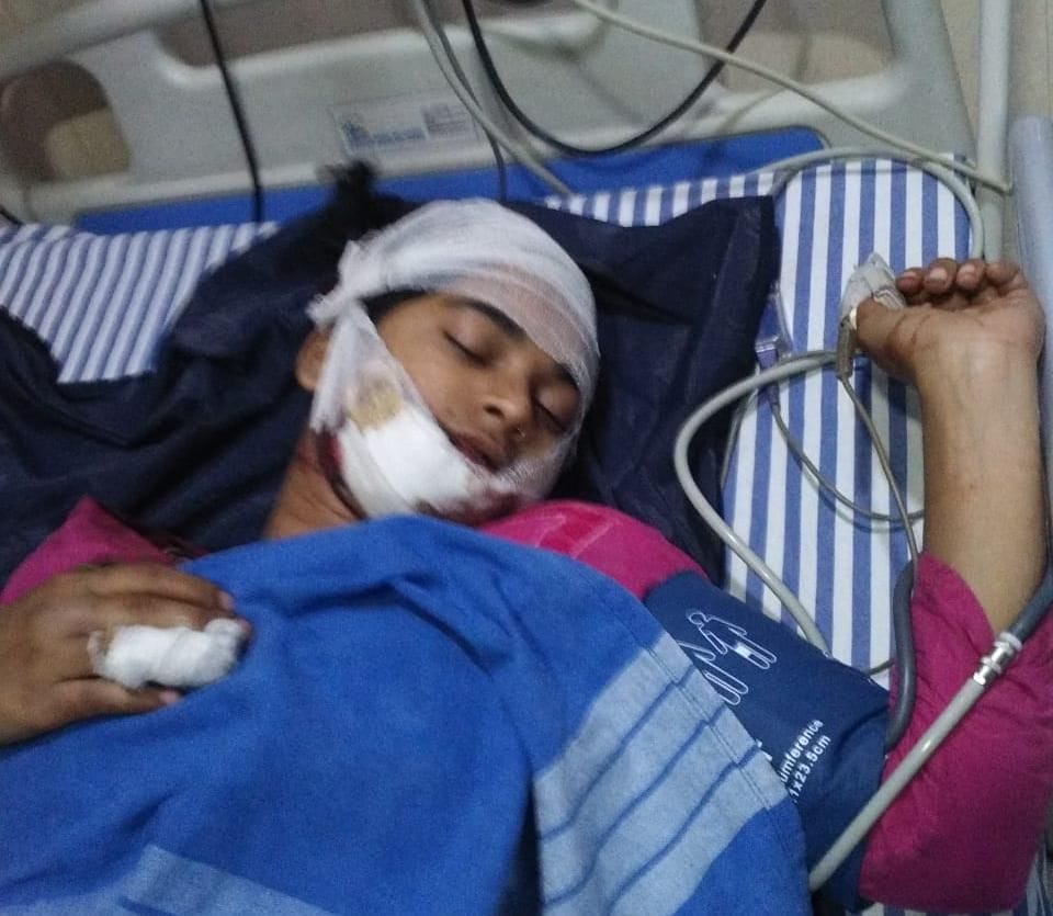 Robbery's house raided, three injured including couple