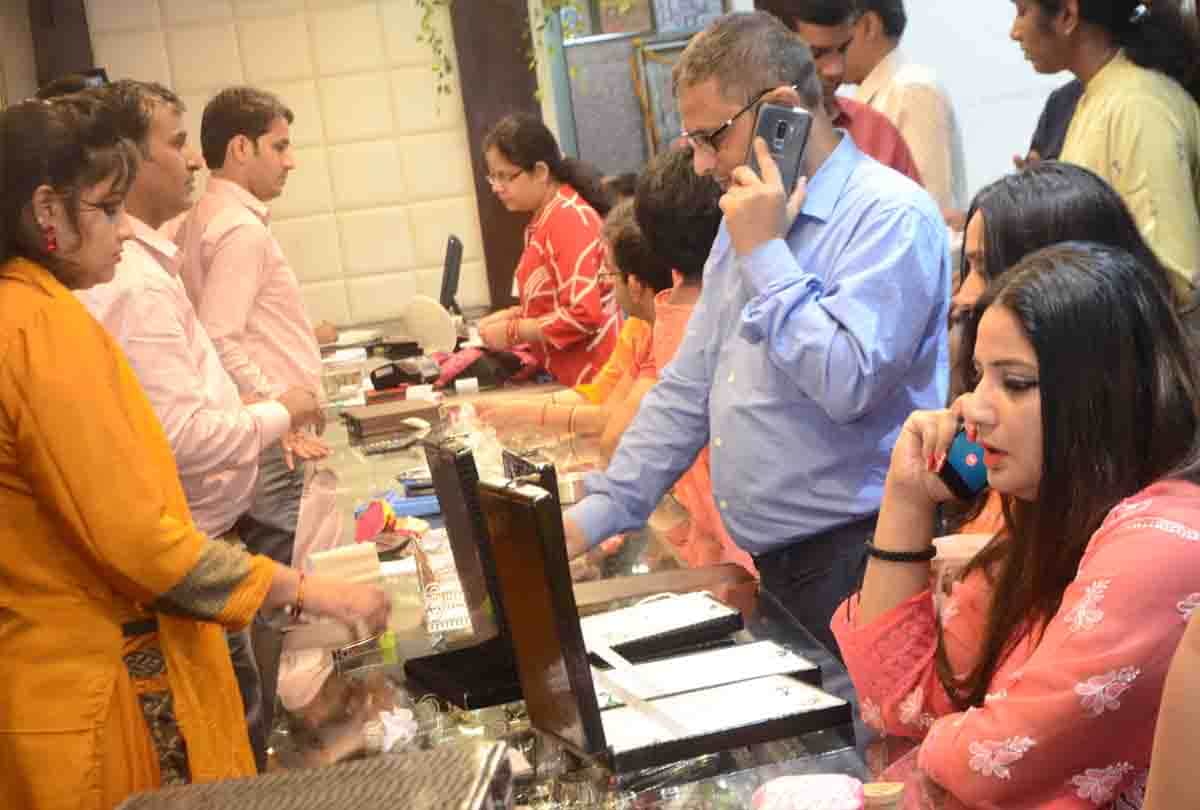 dhanteras celebration in kanpur