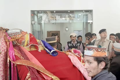 devta dhumal nag angry gets 21 thousand rupee compensation from administration Kullu Himachal