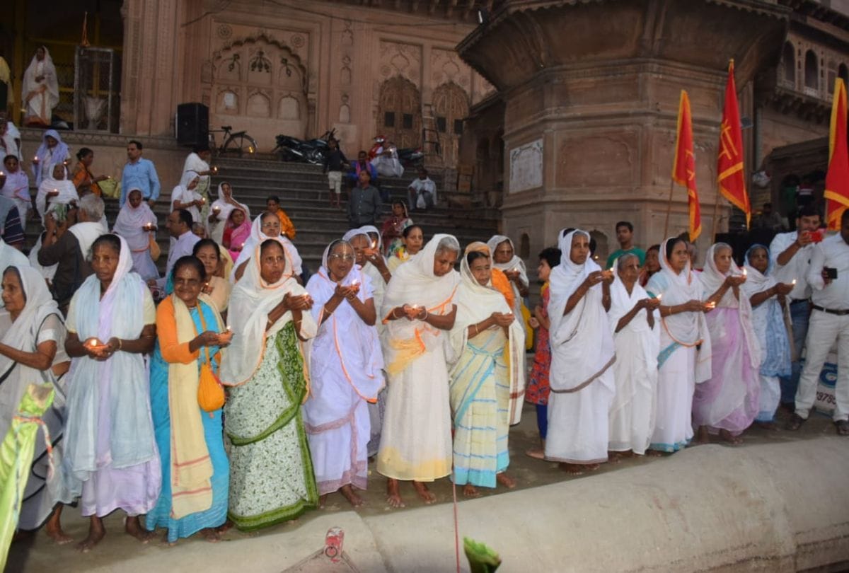 Widows Celebrates diwali on Yamuna Ghat In Varindavan