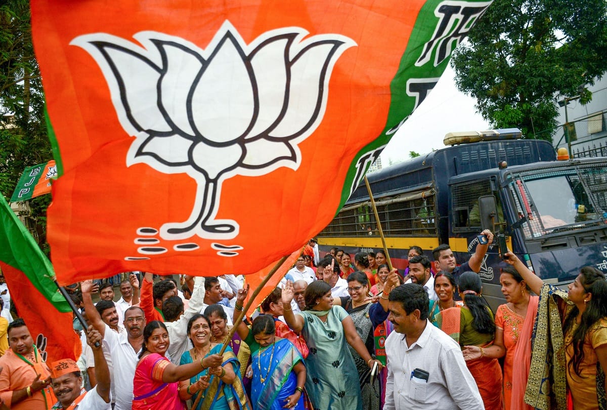 women are in minority again in maharashtra assembly