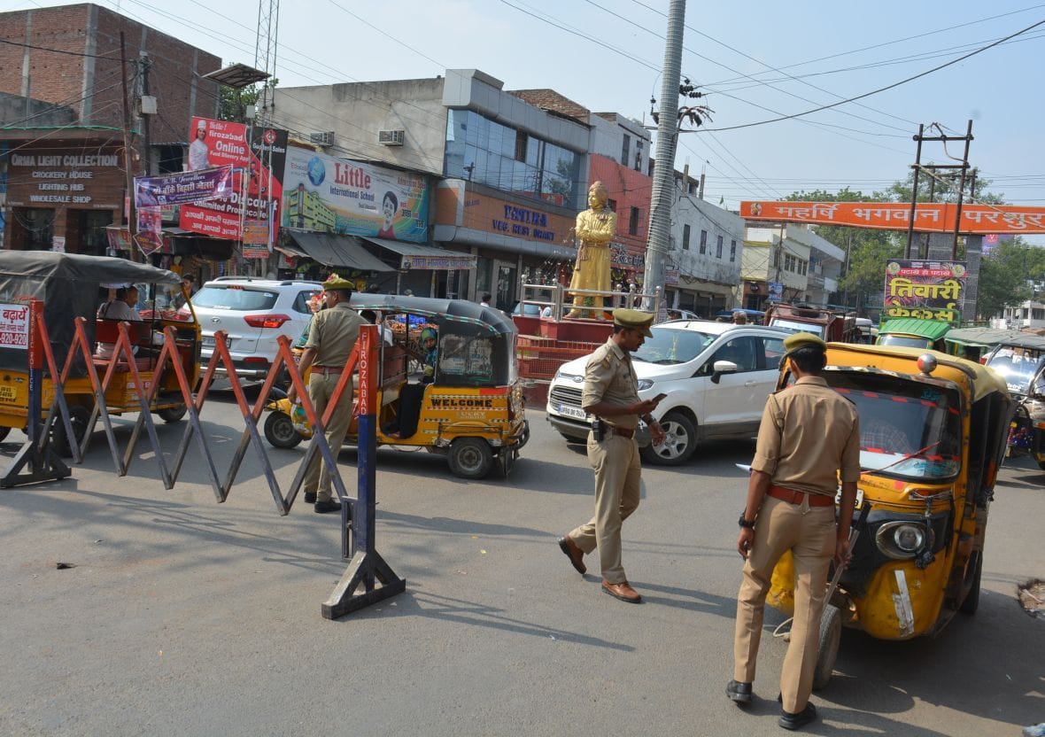 police, cheaking, Diwali
