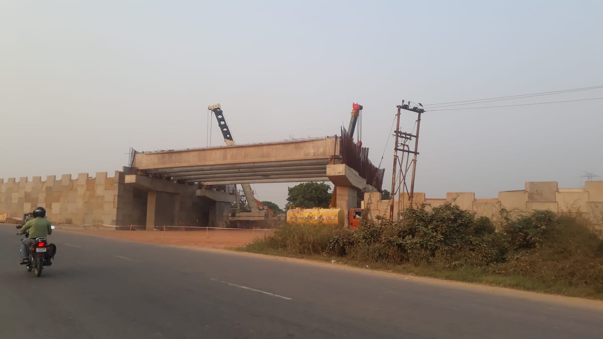 garder work on meerut bulandshahr highway