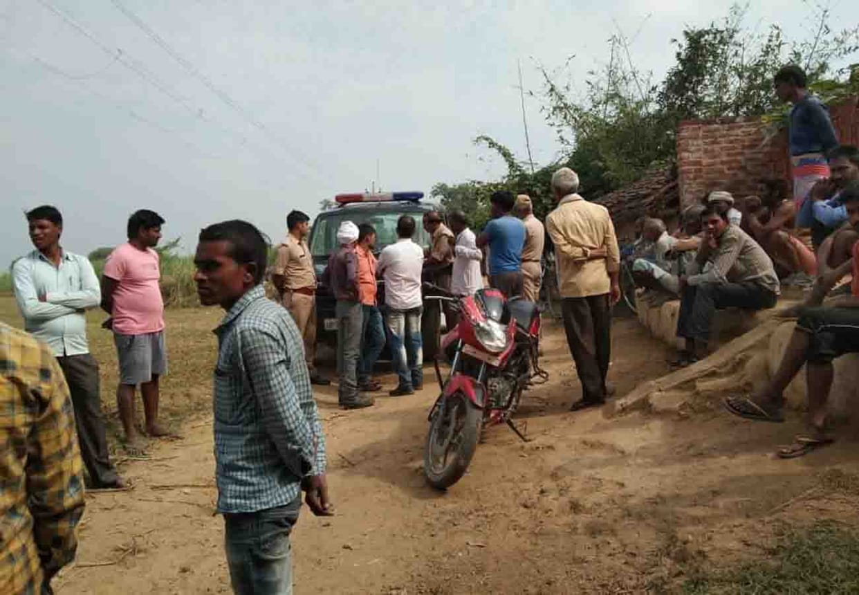 Mother and son died in fire set in room in fatehpur