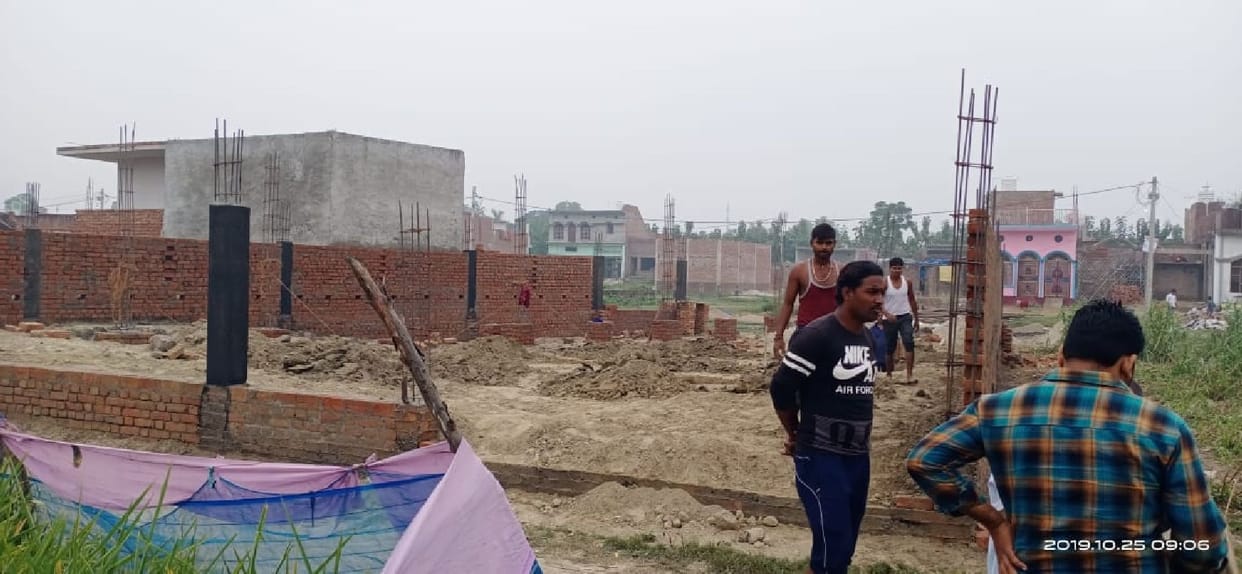 Nagar Panchayat president's husband started construction on the land of village society