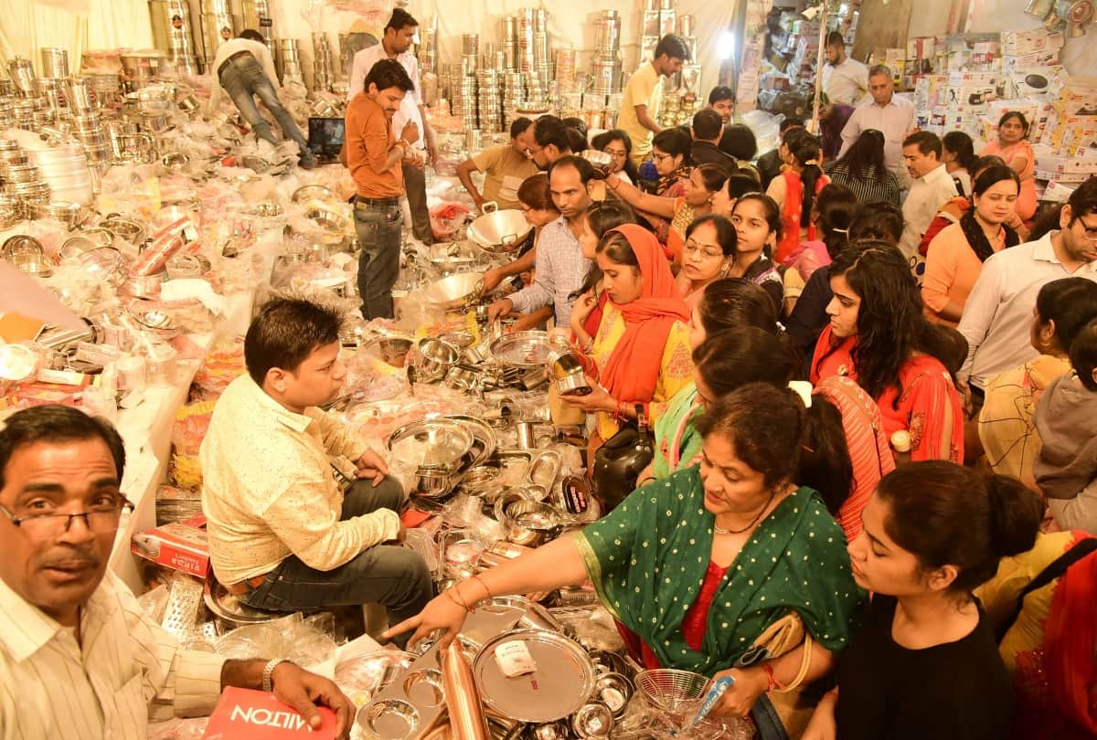 business of 300 crores done on dhanteras and diwali in jammu city