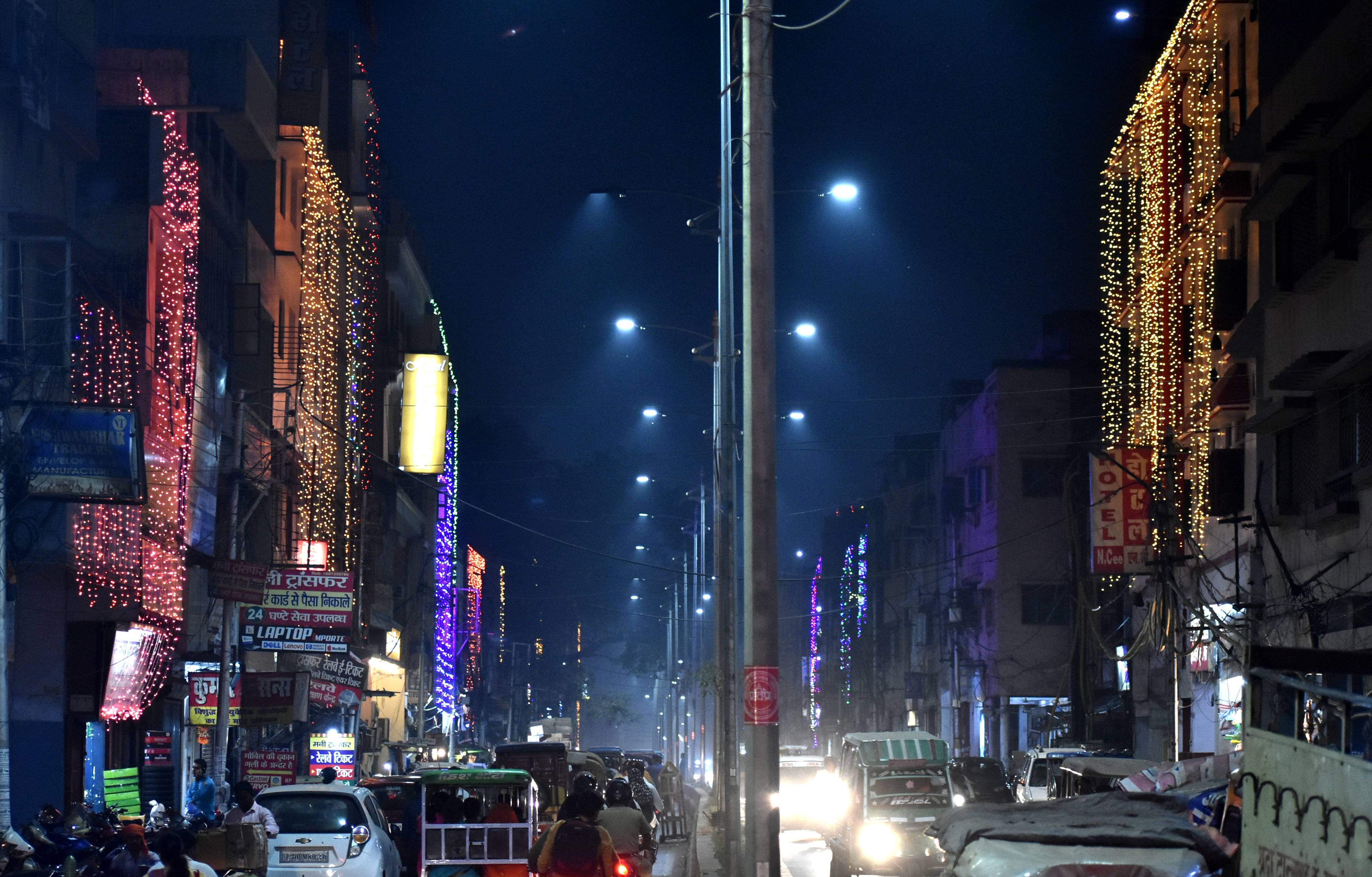 Diwali Today, worship Lakshmi and Ganesh