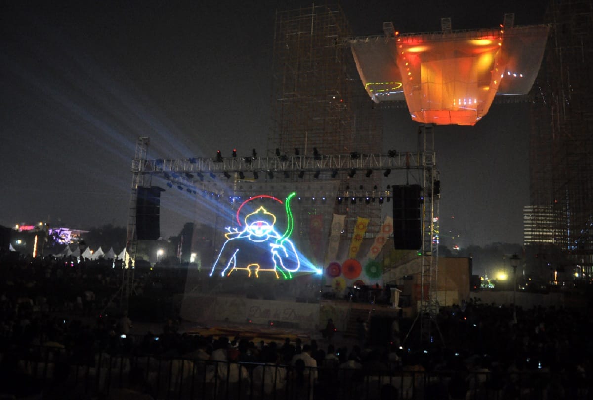 Delhi markets will remain buzzing from today till late night 