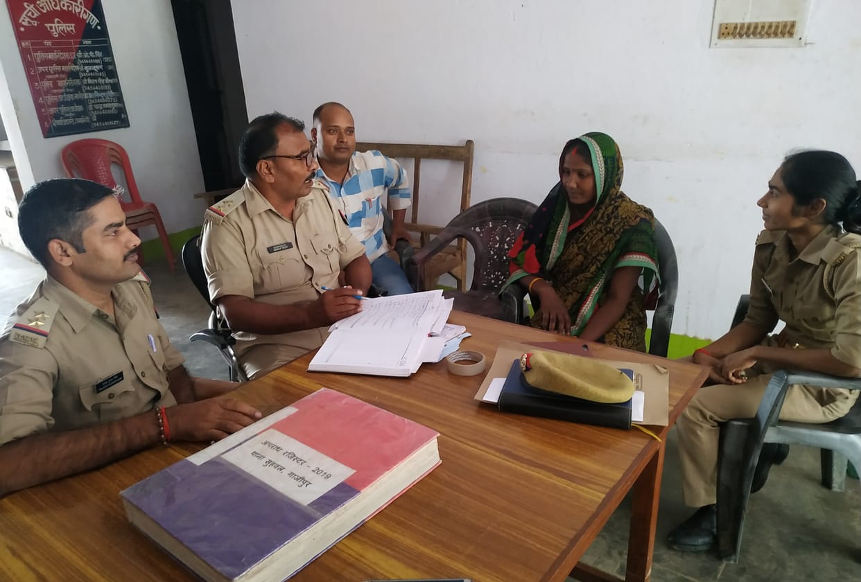 Police saved the woman from committing suicide