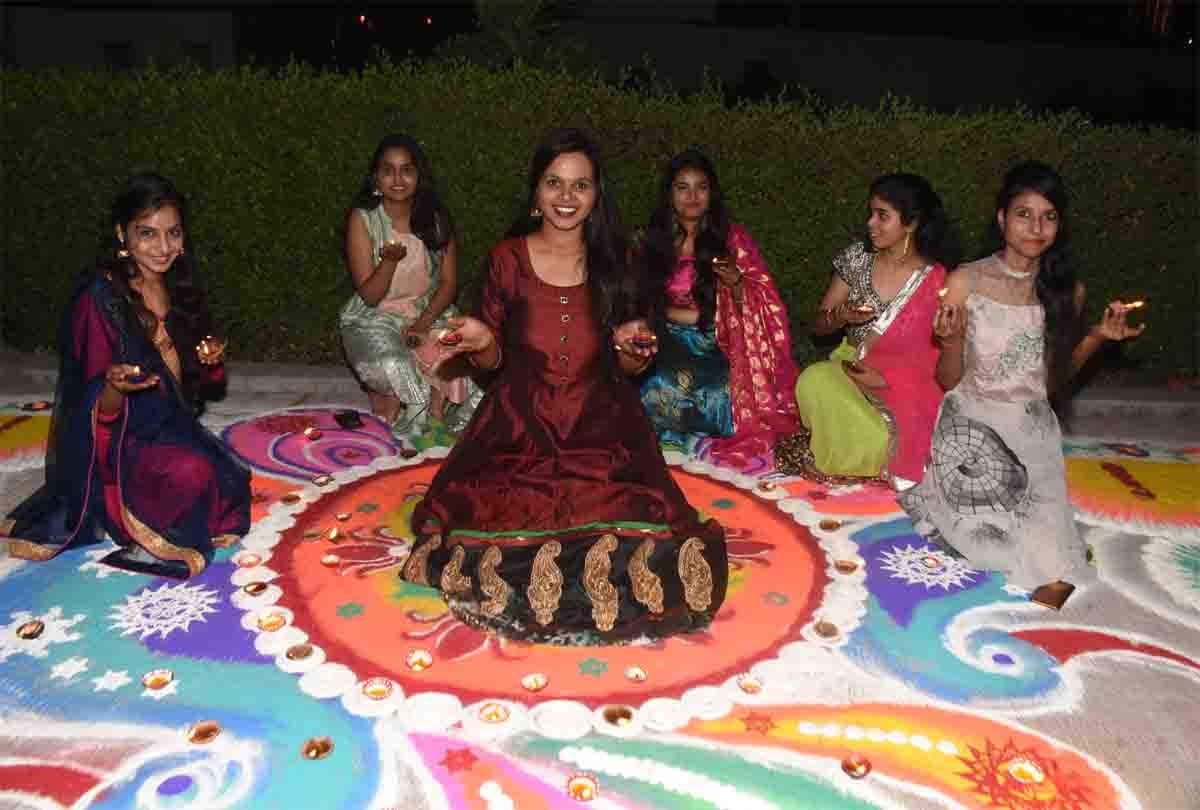 The city was illuminated by lamps and lights on diwali