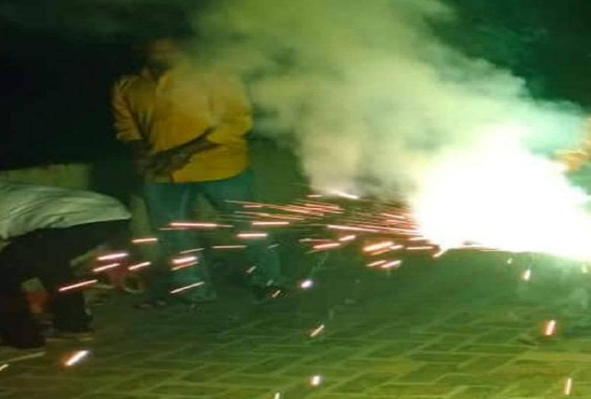 asthma-breathing patients should avoid smoke on diwali