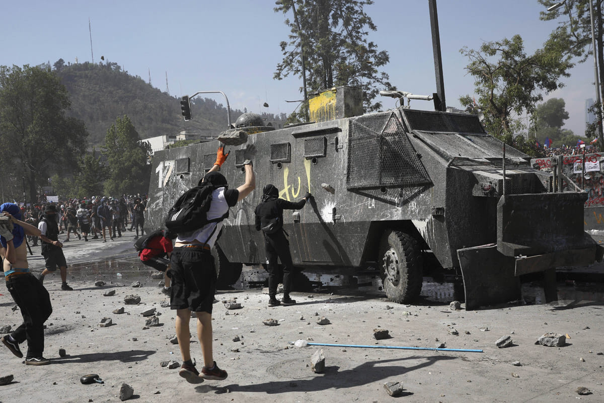 Chile protests: President Sebastian Pinera to lift state of emergency at midnight