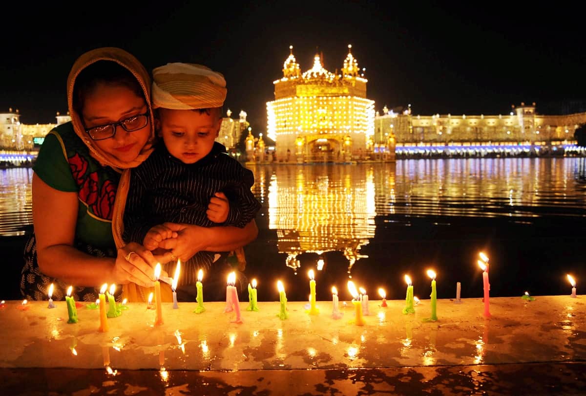 Diwali celebrated with great enthusiasm across the country, see photos of diwali celebration