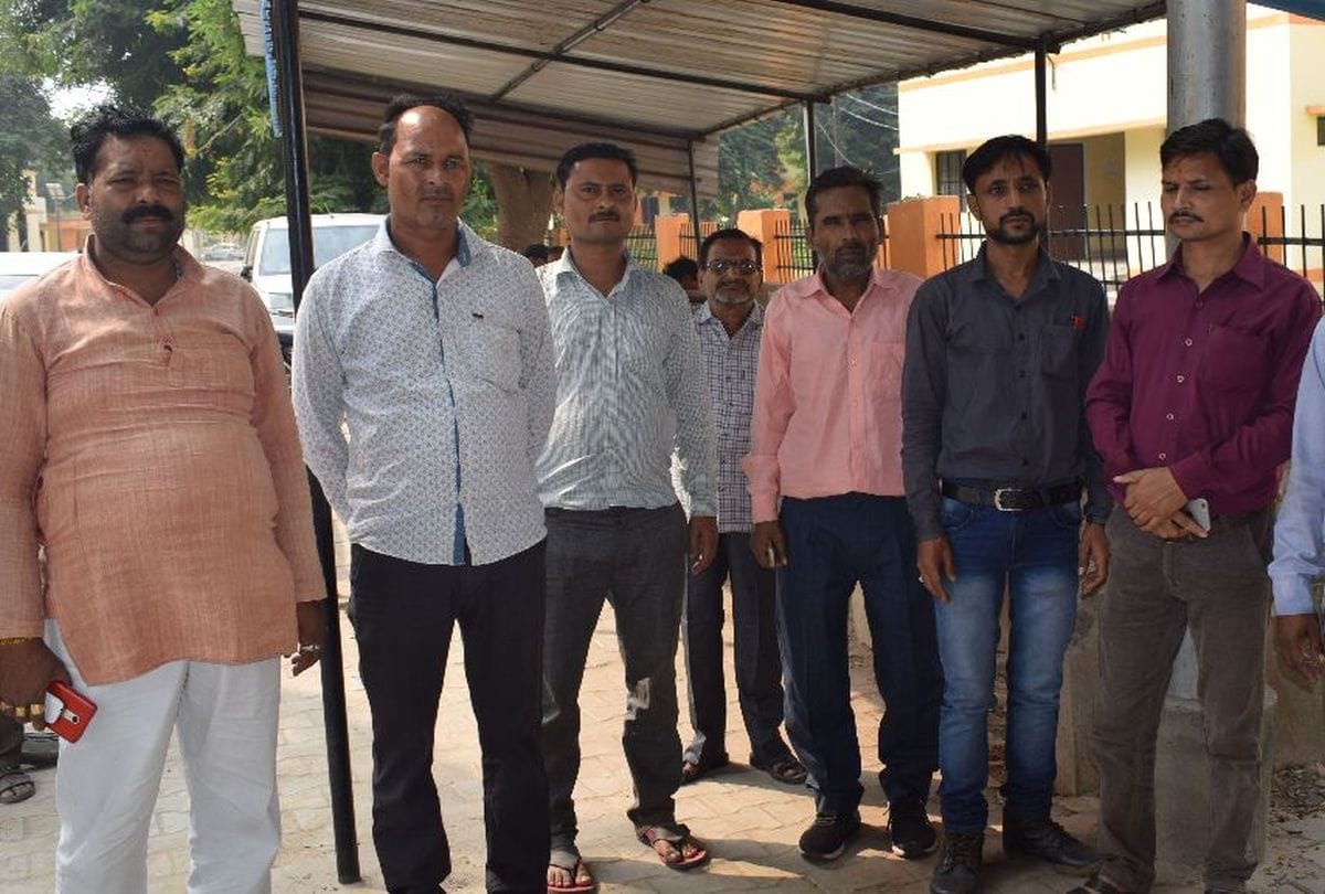 Businessman Die Due To Electric current At Shop Goes For Diwali Pooja
