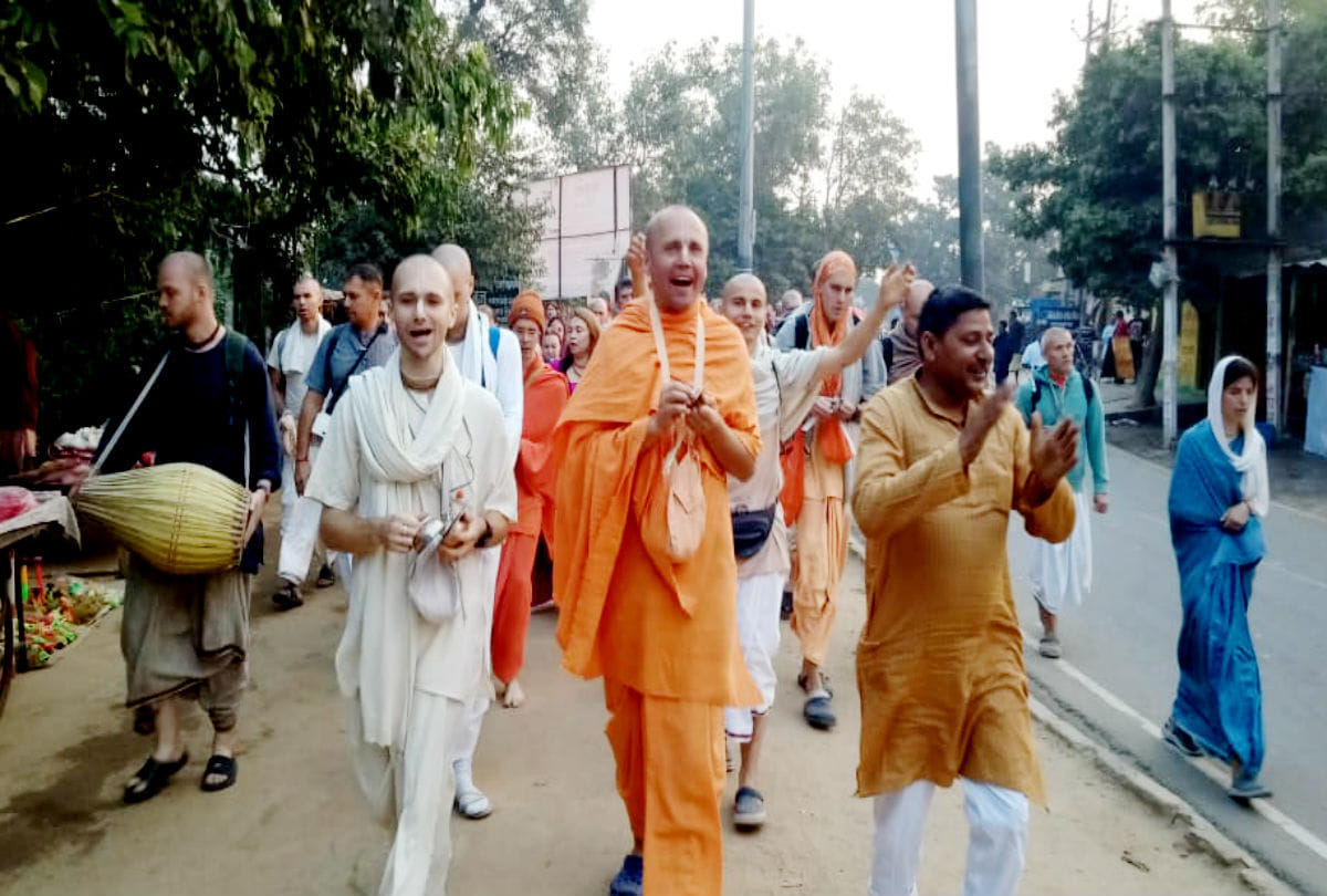 govardhan puja and annakut mahotsav in mathura