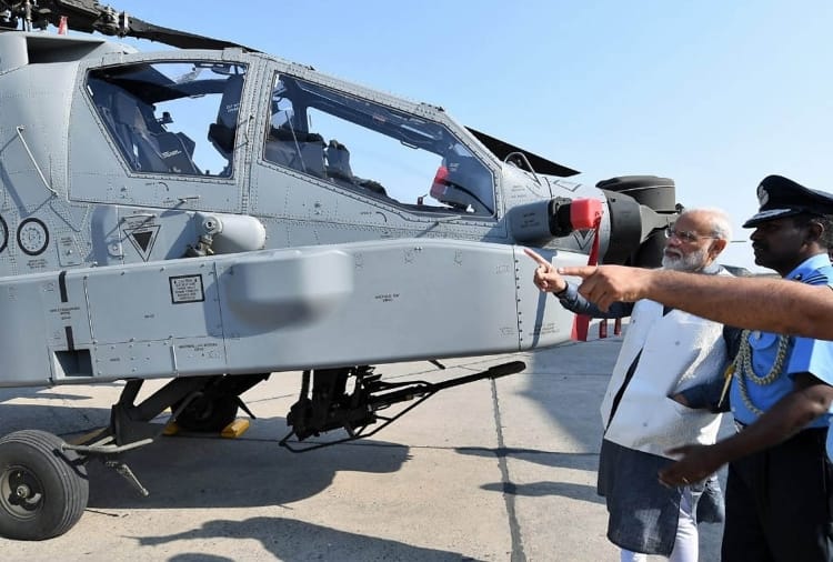 PM Modi reaches Pathankot air base
