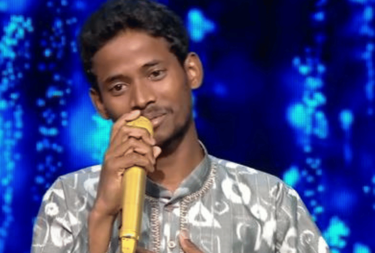 neha kakkar emotional than girls 1 lakh rupees to contestant in Indian Idol 11