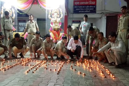 Muslim inspector celebration of Deepawali in police station with all staff