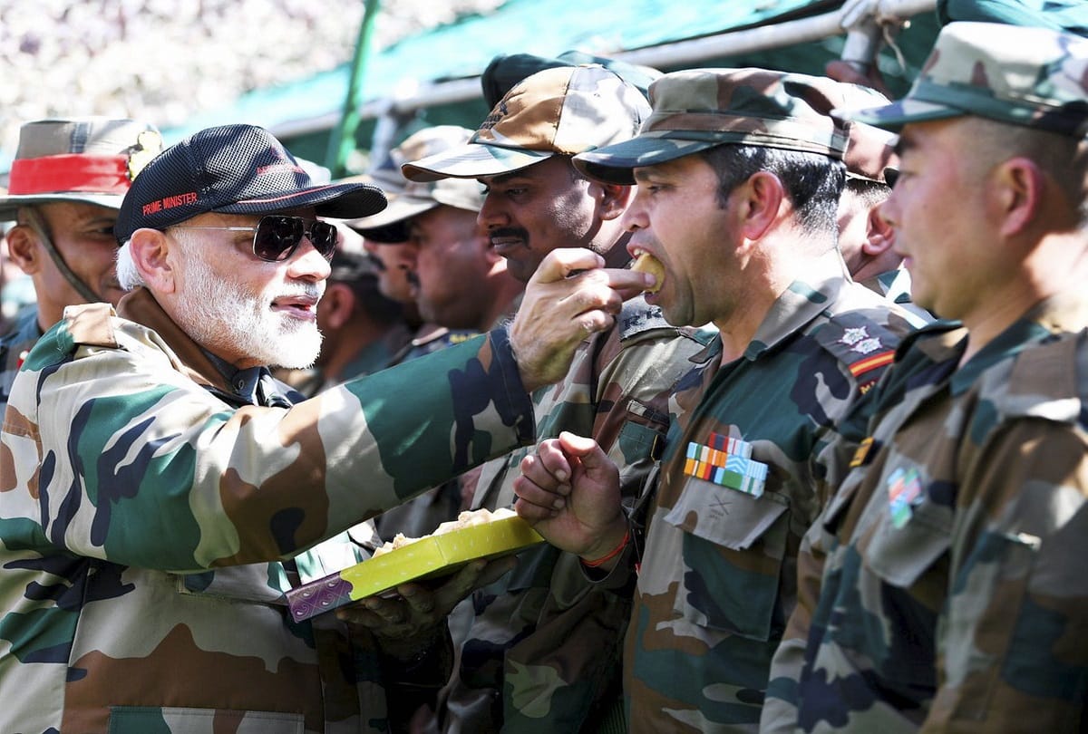 Diwali 2023: PM narendra Modi celebrate Diwali with jawan at loc jammu kashmir