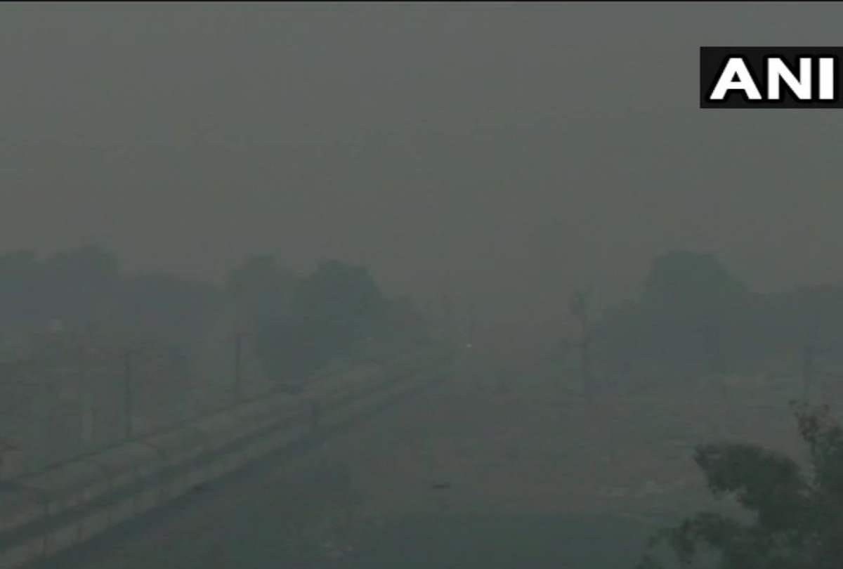 Lucknow flights were not allowed to land in Delhi due to pollution