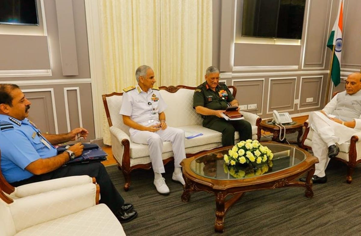 Rajnath Singh met with army, navy and air force chief today in delhi