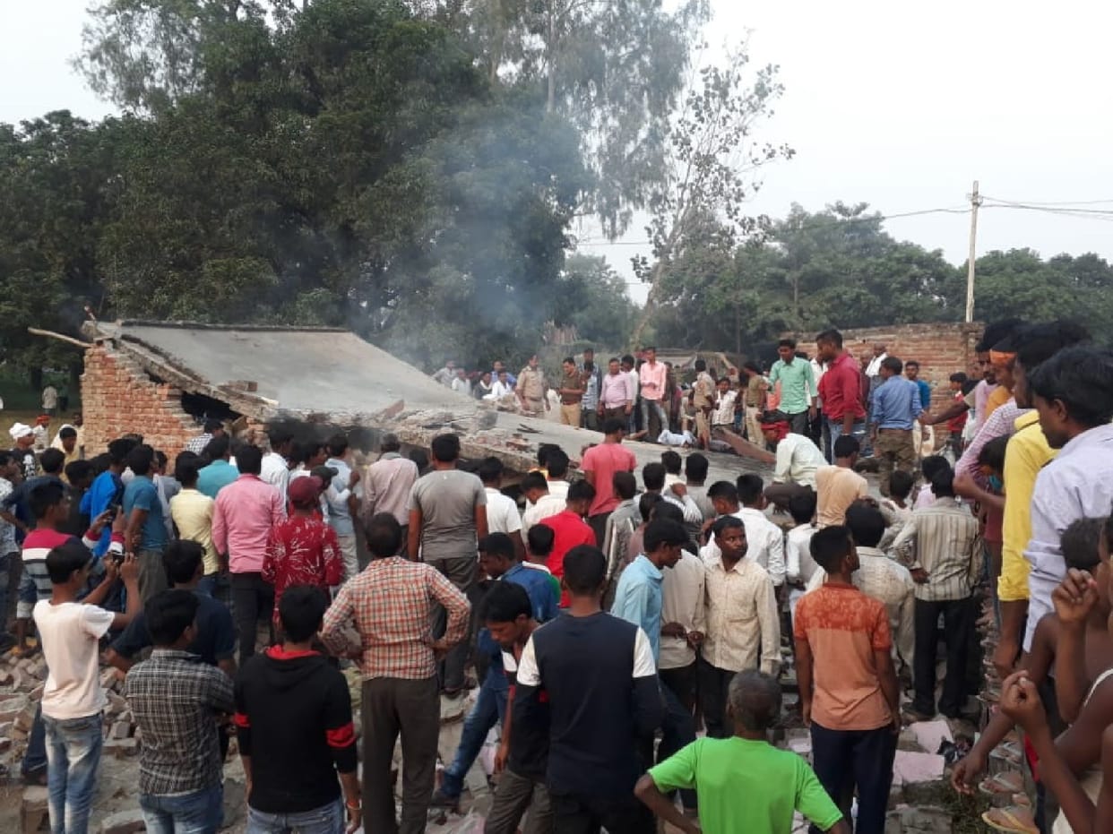 House collapsed due to explosion in gas cylinder, youth dies