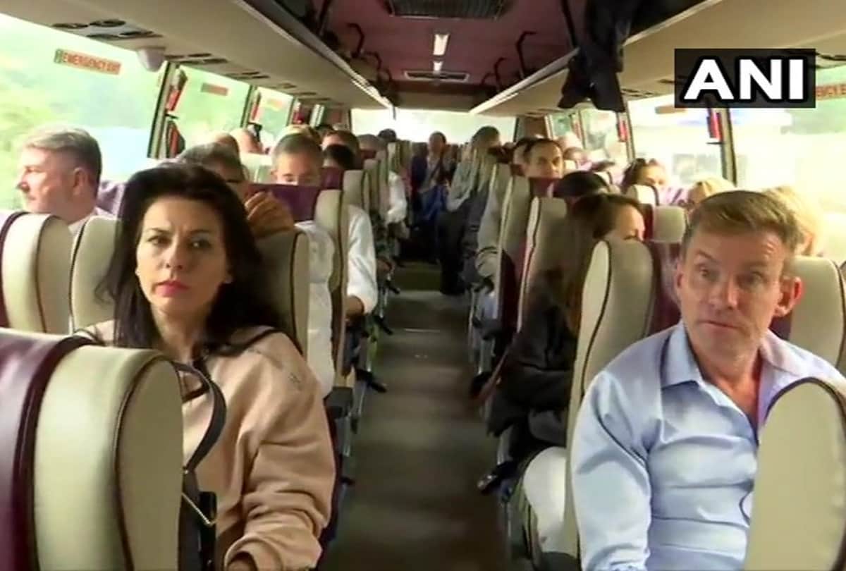European Union Team reaches Srinagar Kashmir, meeting with army officials
