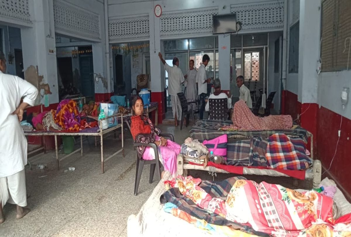 devotees fall ill radhakund Mathura