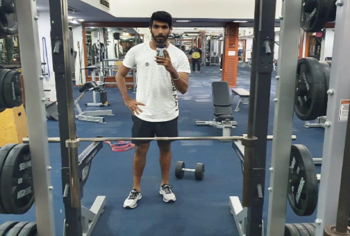 Jasprit bumrah tweeted his photo and indicates about his return to team india