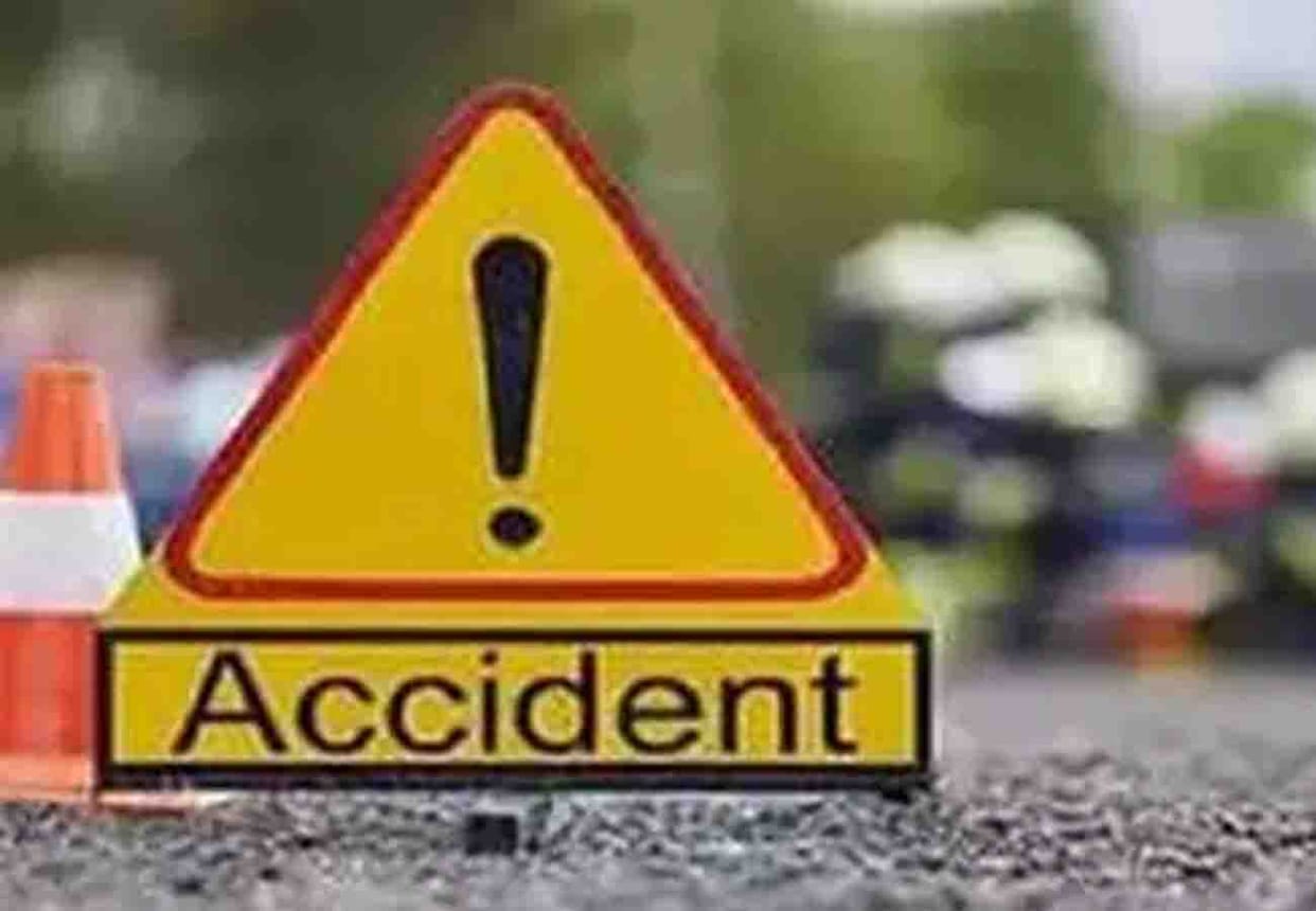 scorpio hit a youth firing crackers in amethi, died