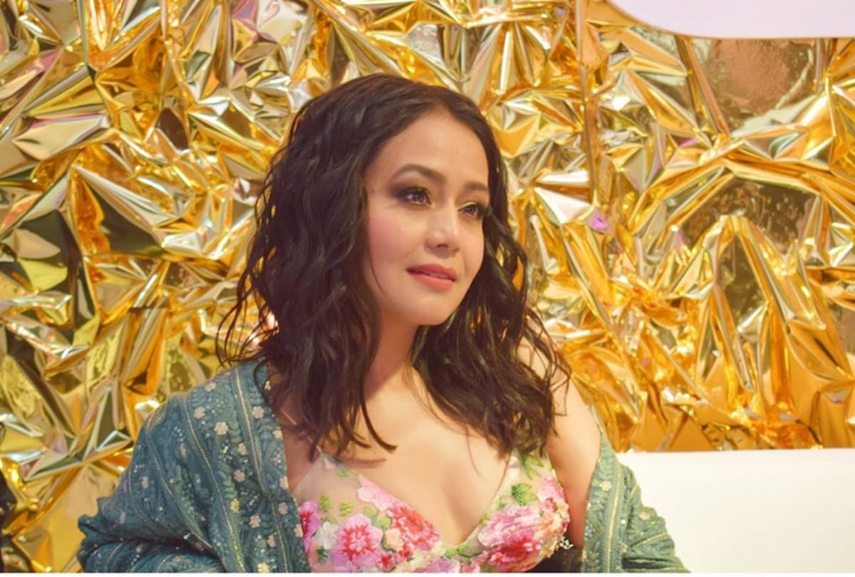 comedian gaurav gera apologise to neha kakkar for body shaming