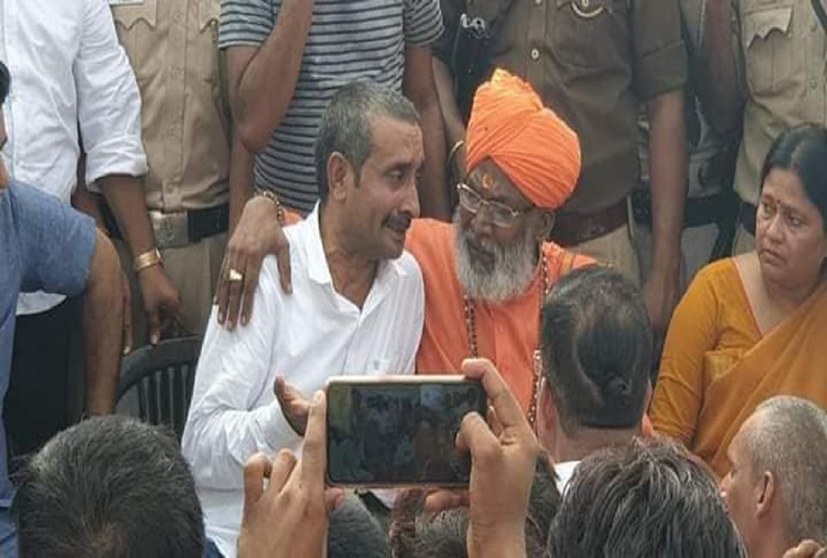 Rape accused MLA Kuldeep Sengar attends brother’s funeral in Unnao